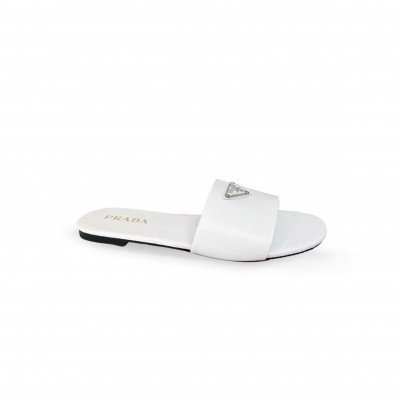 PRADA SAFFIANO PATENT LEATHER SLIDES 